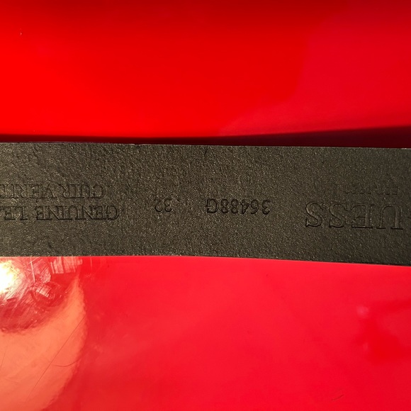 Guess Belt, Black & White design, size 32 - Picture 4 of 10